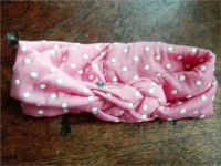 cintillo lunares rosado